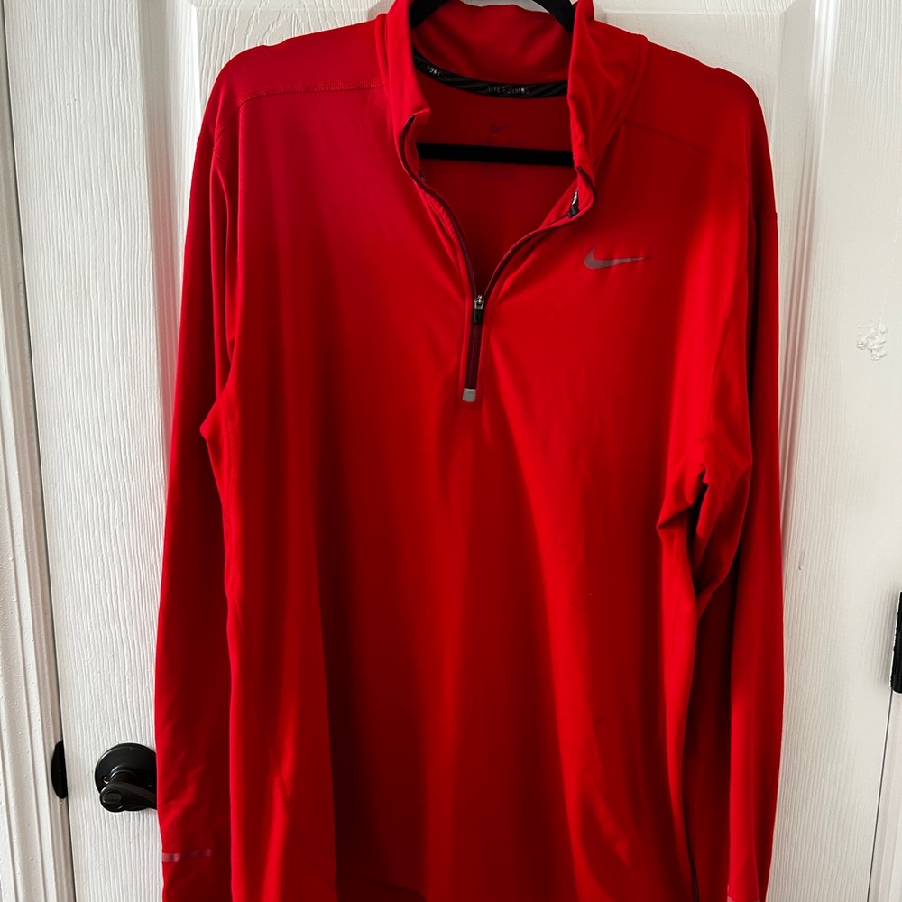 Nike men’s long sleeve shirt